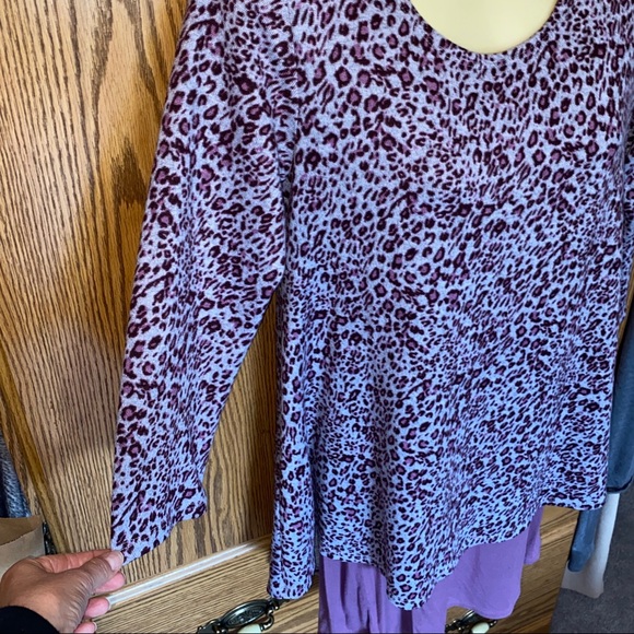 LOGO By Lori Goldstein - 2-fer tank & top - Picture 4 of 8